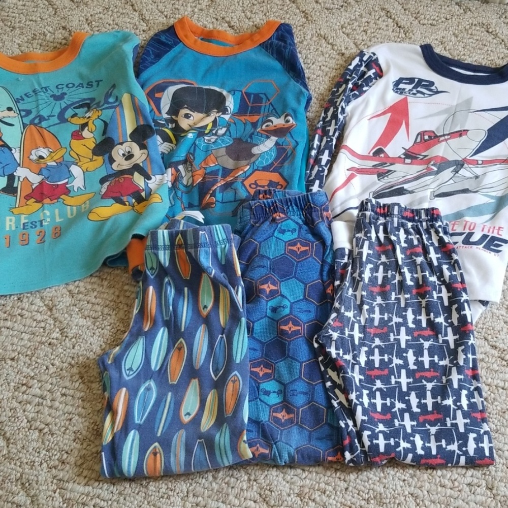 Bundle(3) boy pajamas size 8